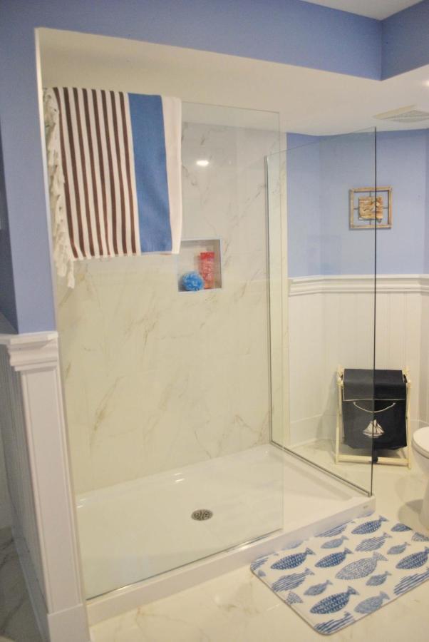 La Petite Hermine B&B Stoneham Bagian luar foto