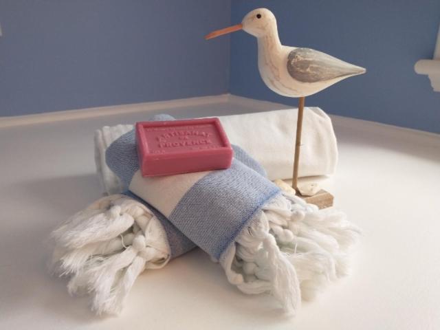 La Petite Hermine B&B Stoneham Bagian luar foto