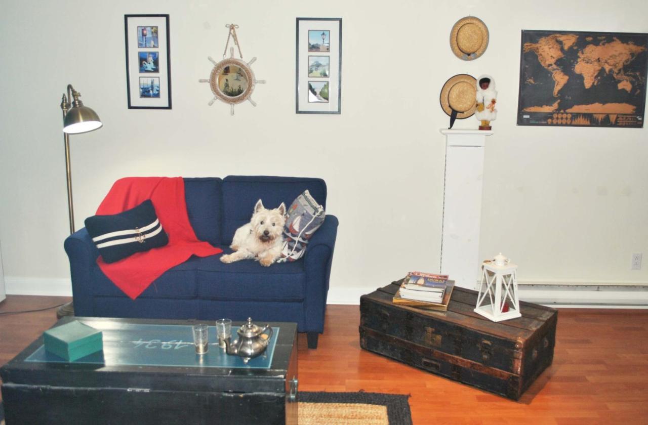 La Petite Hermine B&B Stoneham Bagian luar foto